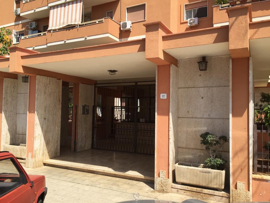 La Casa Del Dottore ปาแลร์โม ภายนอก รูปภาพ